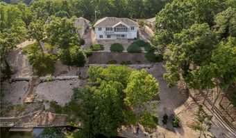 43 Strichen Ln, Bella Vista, AR 72715