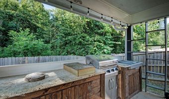 146 Blackstone Cir, Brandon, MS 39047