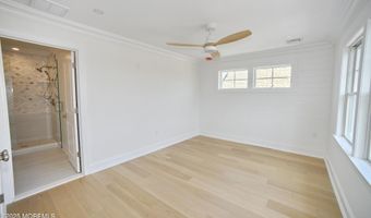 674 Lake Ave, Bay Head, NJ 08742