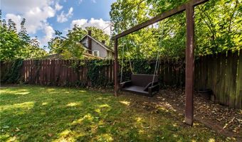 970 Kingsway St, Alliance, OH 44601