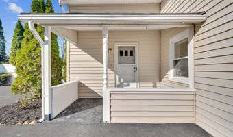 31 Monroe St 4, Branford, CT 06405