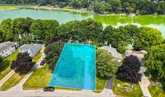 2323 PALISADES Dr, Appleton, WI 54915