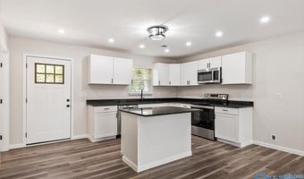 509 Brown St, Albertville, AL 35950