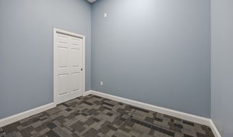 1271 S Broad St, Wallingford, CT 06492
