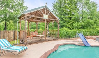 2073-2075 Main Hwy, Arnaudville, LA 70512