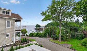 34 Howard Ave, Branford, CT 06405