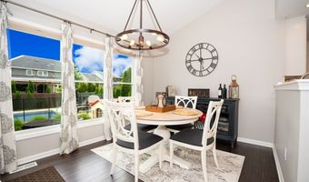 132 Boxelder Ln, Amherst, NY 14228