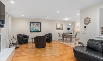120 Fox Run, East Greenwich, RI 02818