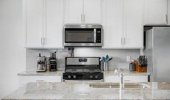 121 S Vandriver Way, Aurora, CO 80018