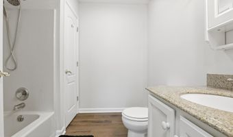 1 CROSLEY Ct, Dover, DE 19904