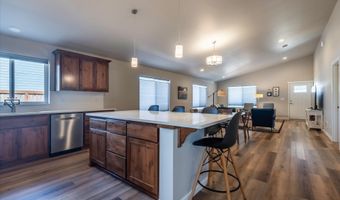 746 Seacrest Dr, Bandon, OR 97411