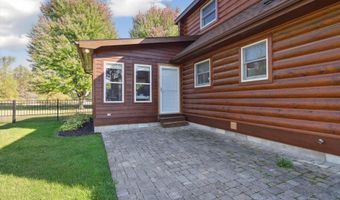 1510 Luce Ct, Alma, MI 48801