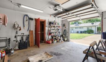 16832 Bunny Ln, Anderson, CA 96007