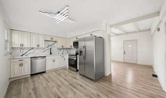 2458 Edgevale Rd, Columbus, OH 43221