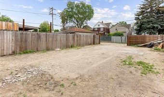 5839 McMillan St, Allen Park, MI 48209