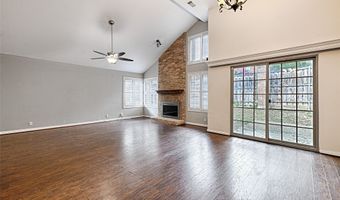 14900 Le Grande Dr, Addison, TX 75001