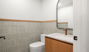 1176 97th St 302, Bay Harbor Islands, FL 33154