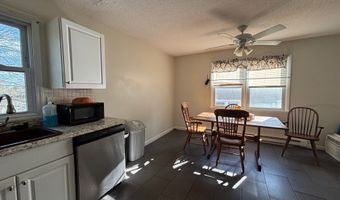 6 Irving Pl, Danbury, CT 06810