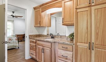 100 SOLAR Ln, Baker, WV 26801