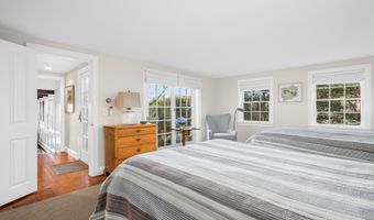 11 Sheperds Way, Barnstable, MA 02630