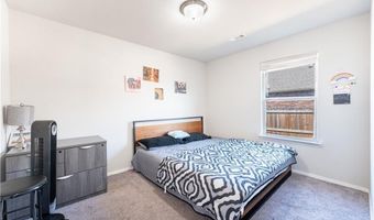 6704 Pilgrim Rd, Bentonville, AR 72713