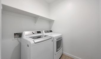 98 E LEO Pl, Chandler, AZ 85249