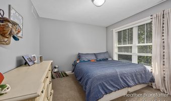 4936 W Village Trl SE, Ada, MI 49301