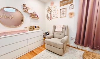 41 Follett St, East Providence, RI 02914