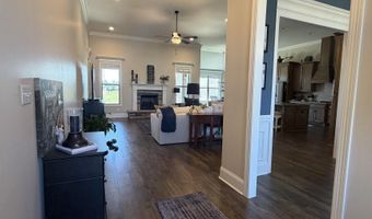 26316 Woodfield Dr, Athens, AL 35613
