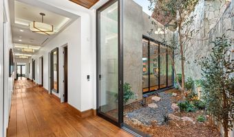 5 Promontory Ridge Dr, Las Vegas, NV 89135