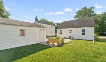 1352 W COMMERCIAL St, Appleton, WI 54914