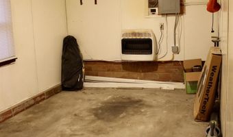 905 Pine St, Atlantic, IA 50022