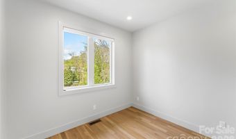 34 Fern St, Asheville, NC 28803