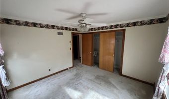 2543 Burlingham Dr, Ashtabula, OH 44004