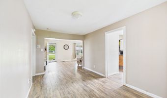 2405 E 9th St, Anderson, IN 46012