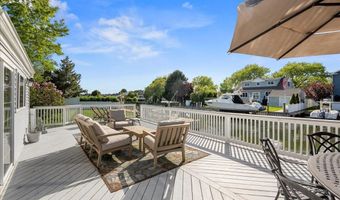 11 Stuart Ave, Amityville, NY 11701