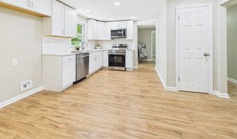515 Hawthorne Ave, Anderson, IN 46011