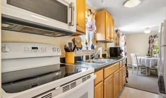 74 Maynesboro St, Berlin, NH 03570