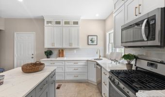 1505 Chestnut Grv, Appomattox, VA 24522