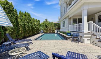 162 75th St, Avalon, NJ 08202