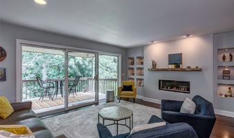1312 Knollwood Trl, Altoona, WI 54720