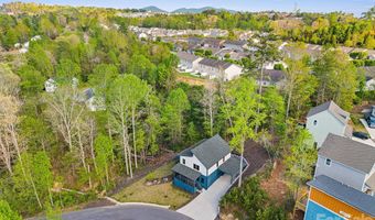 18 Winterhawk Dr, Arden, NC 28704