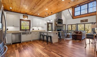 496 Silver Creek Rd, Blue Ridge, GA 30513