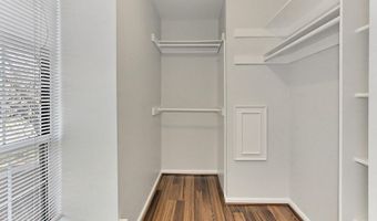 2616 S ARLINGTON MILL Dr 8, Arlington, VA 22206