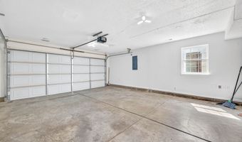 8040 Maple Stream Blvd, Indianapolis, IN 46217