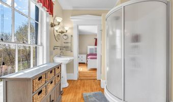 840 Broadway, Bangor, ME 04401