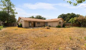 110 Gregory Dr, Heath, TX 75032