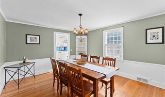 72 Ferry Ln, Barrington, RI 02806