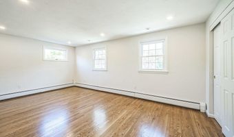 56 Glad Valley Dr, Billerica, MA 01821