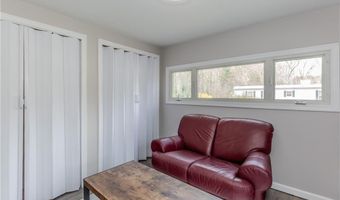 56 Park Ln, Coventry, RI 02816